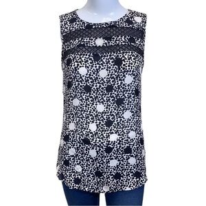 CAbi Black and White Sleeveless Shirt - XS